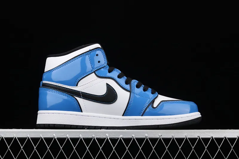 All categories Air Jordan Jordan series basketball shoes Air Jordan 1 Mid G version pure original Air Jordan 1 Mid AJ1 Joe 1 patent leather white and blue two-dimensional small lightning Chinese basketball shoes DD6834-402